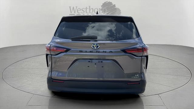 2021 toyota sienna le