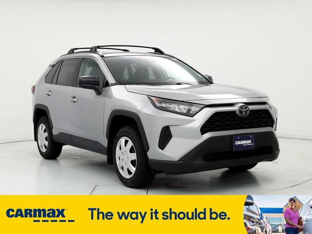 2021 toyota rav4 le
