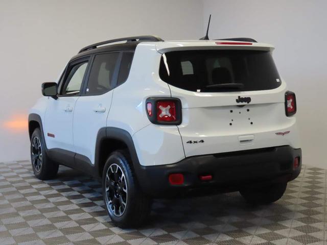2023 jeep renegade trailhawk