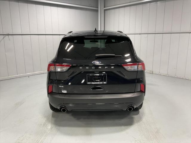 2021 ford escape se