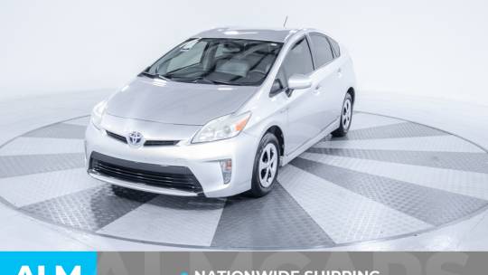 2013 Toyota Prius door 1