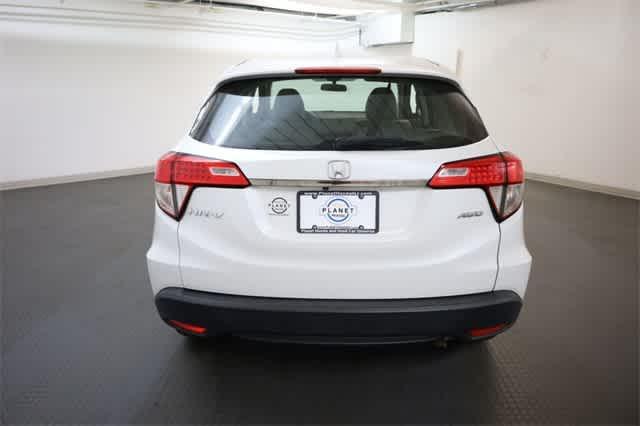 2022 honda hr-v lx