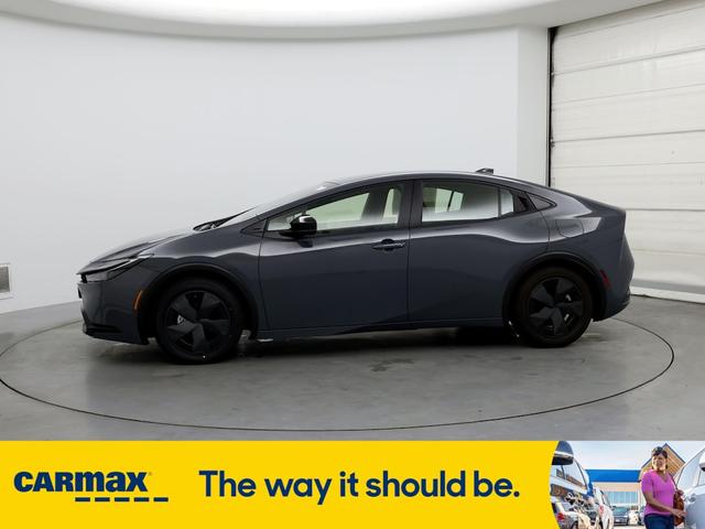 2023 toyota prius le
