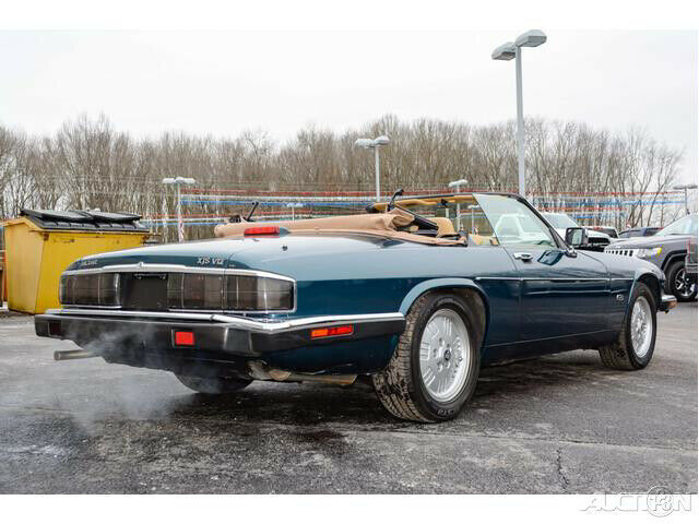 1992 2dr convertible used 5.3l v12 24v automatic convertible premium