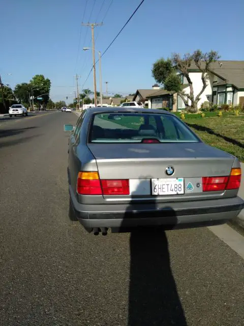 1989 525i daily commuter drives great