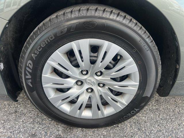 2014 toyota camry l