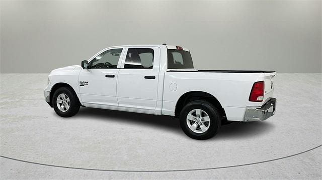 2022 ram 1500 classic slt