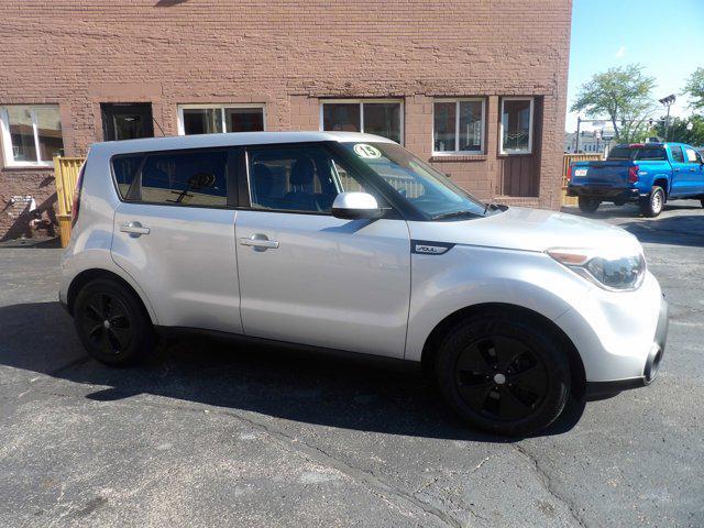 2015 kia soul base
