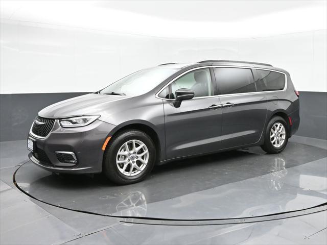 2022 chrysler pacifica touring l