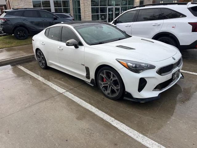 2020 kia stinger gt2