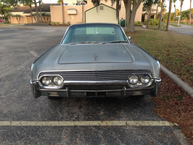 1961 lincoln continental suicide doors survivor