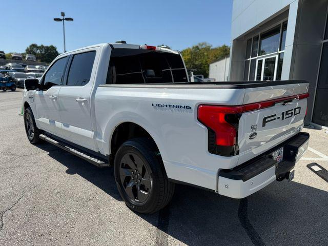 2022 ford f-150 lightning lariat