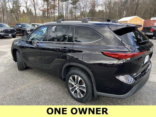 2022 toyota highlander xle