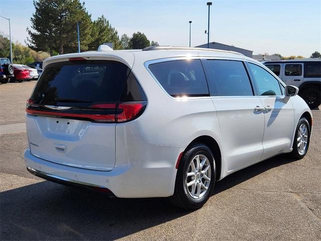 2022 chrysler pacifica touring-l