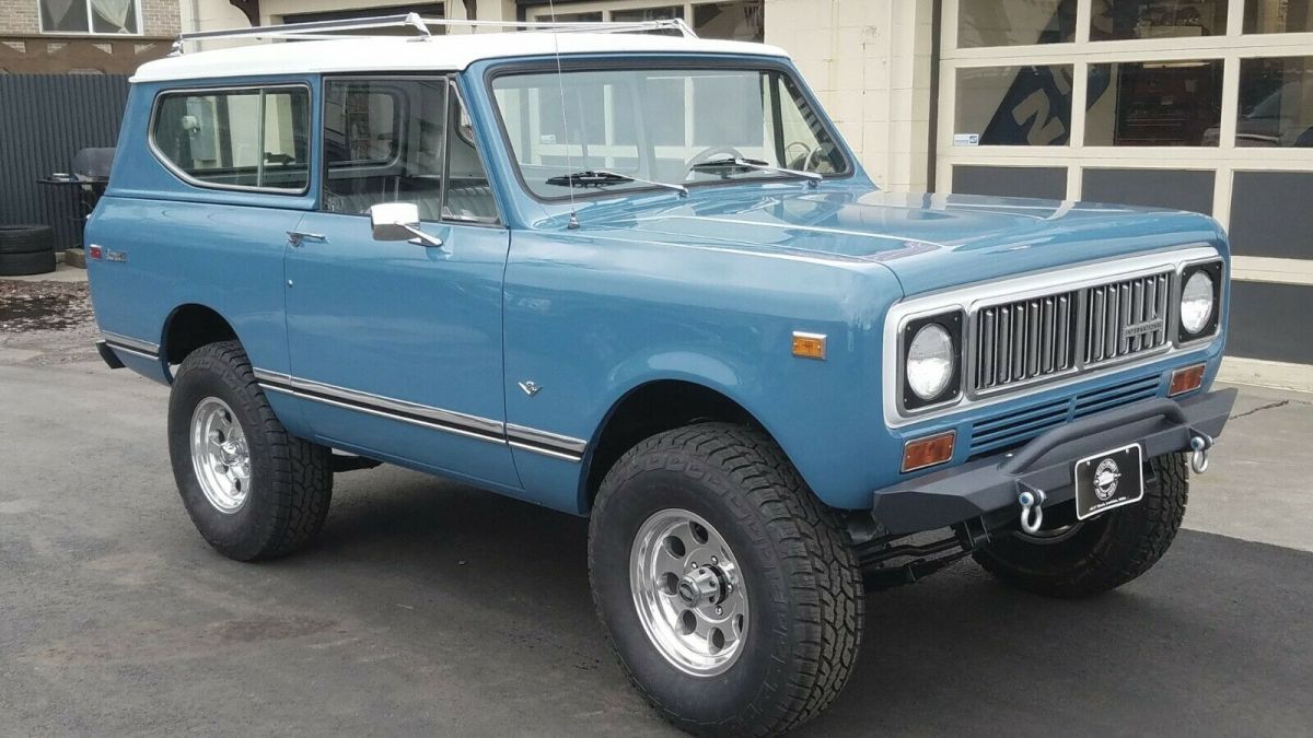 1975 scout ii 392 v8, 4 speed power disk brakes, p/s, 4 bbl