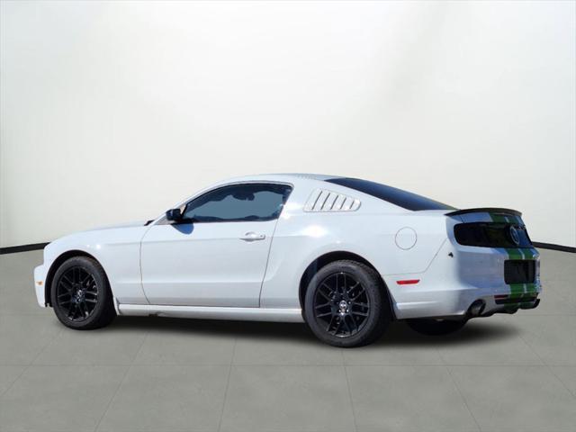 2014 ford mustang v6 premium