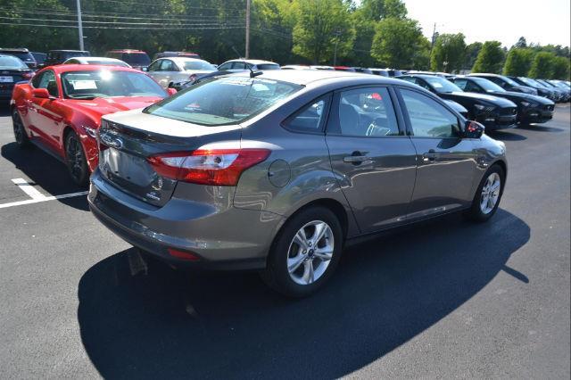 2013 ford focus se se 4dr sedan for sale in east greenwich, rhode island