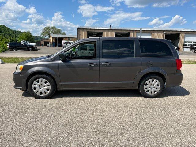 2019 dodge grand caravan se