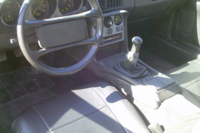 1983 porsches 944 (2)1silver driver&1(red4parts)pair/both 4cyl/5spd