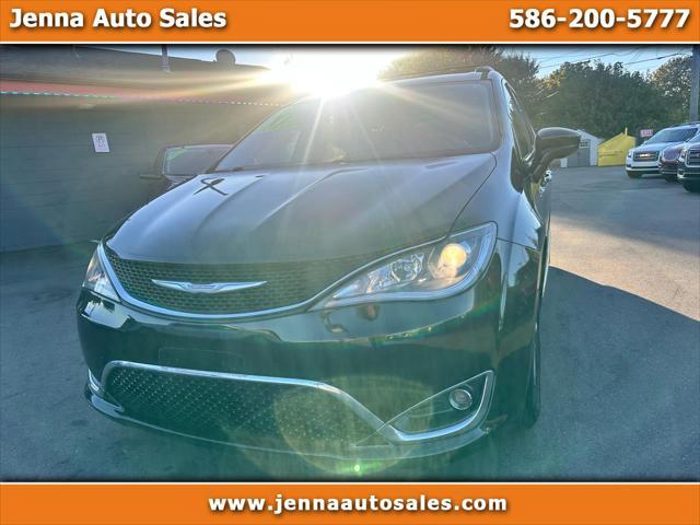 2017 chrysler pacifica touring-l