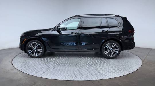 2025 BMW X7