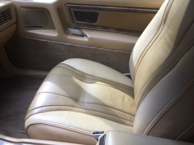 1984 mark vii bill blass mint