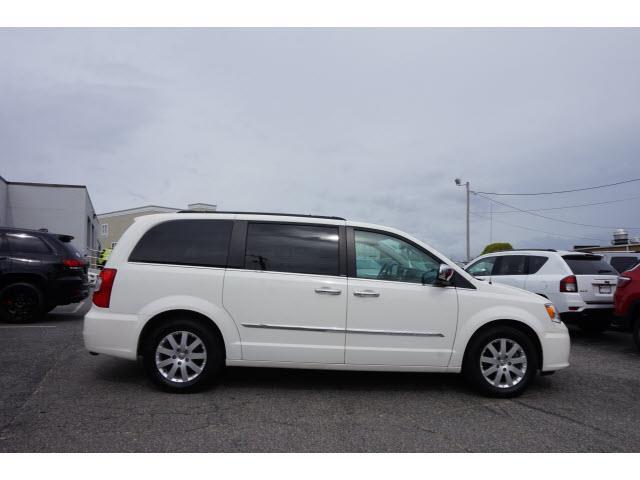 2012 chrysler town and country touring-l touring-l 4dr mini-van for sale in middletown, rhode island
