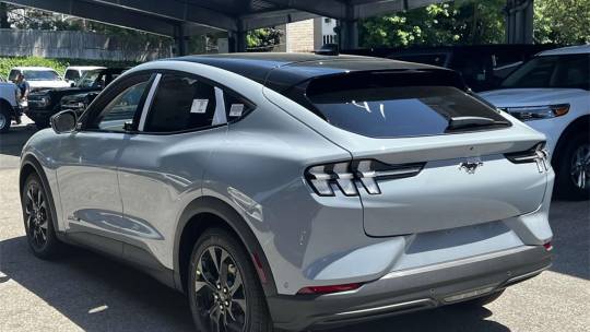 2024 Ford Mustang Mach-E