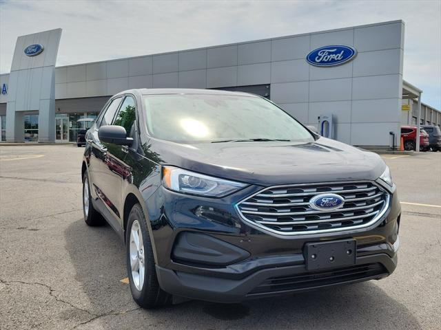 2022 ford edge se