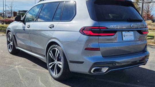 2024 BMW X7
