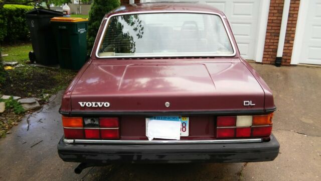 1984 volvo 242 like 240 only 2 door rare hard to find classic with good bones