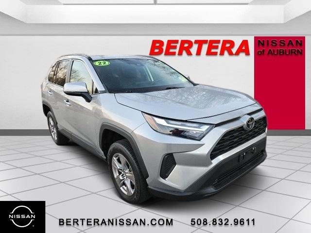 2022 toyota rav4 xle