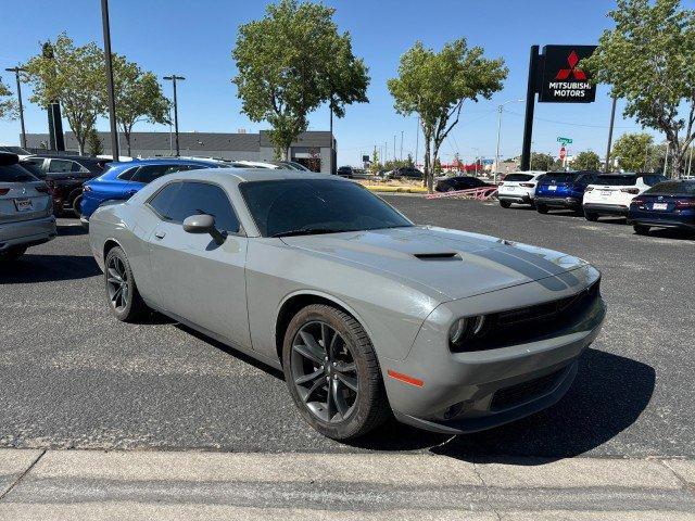 2018 dodge challenger sxt