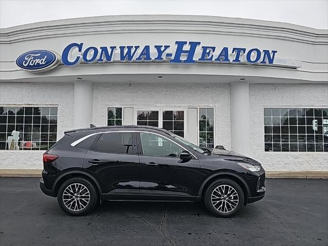 2023 ford escape base