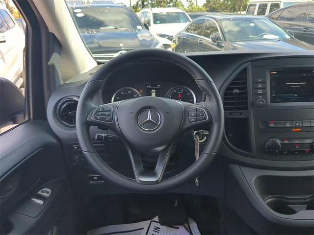 2023 mercedes-benz metris base