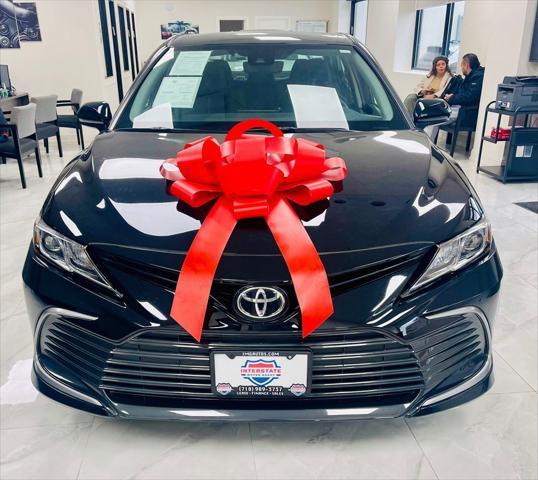 2021 toyota camry le