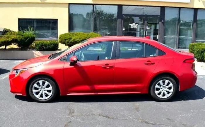 2021 toyota corolla le sedan 4d in crestwood, illinois