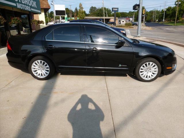 2012 ford fusion hybrid base