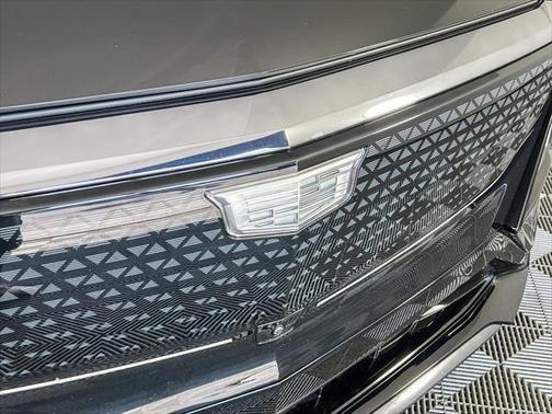 2024 cadillac lyriq