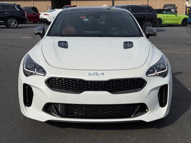 2023 kia stinger gt2