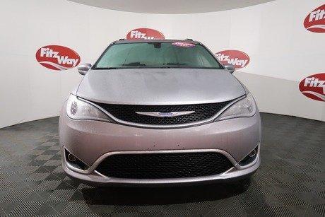 used 2017 chrysler pacifica touring-l gaithersburg, md 20879 for sale in gaithersburg, maryland