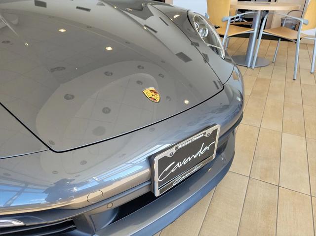 2023 porsche 911 carrera s