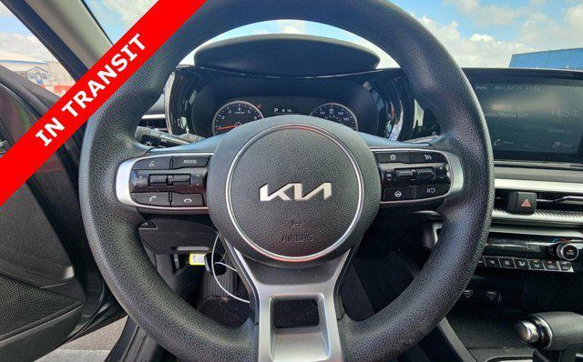 2022 kia k5 lxs