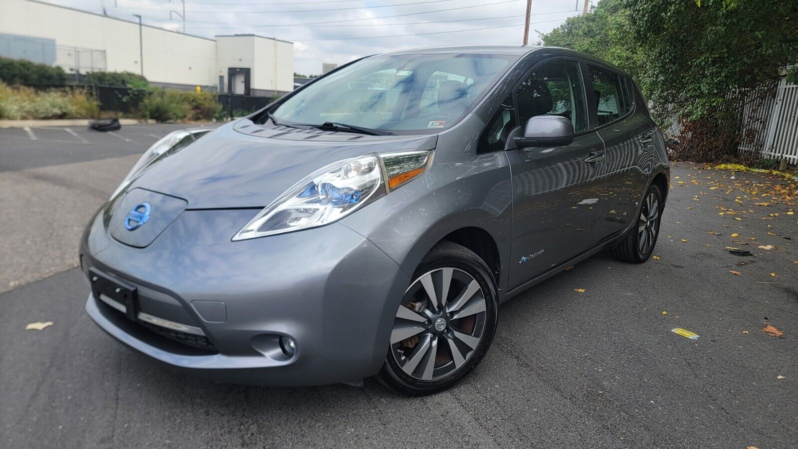 2016 nissan leaf sv