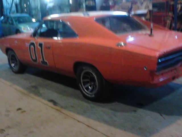 1968 dodge charger r/t hardtop 2-door 6.3l