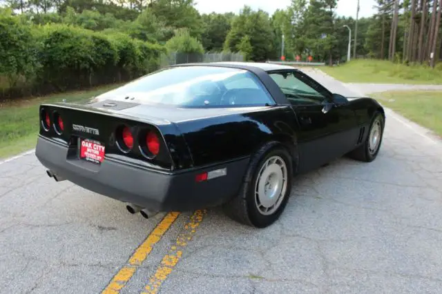 1985 chevrolet corvette 107718 miles black 5.7l automatic