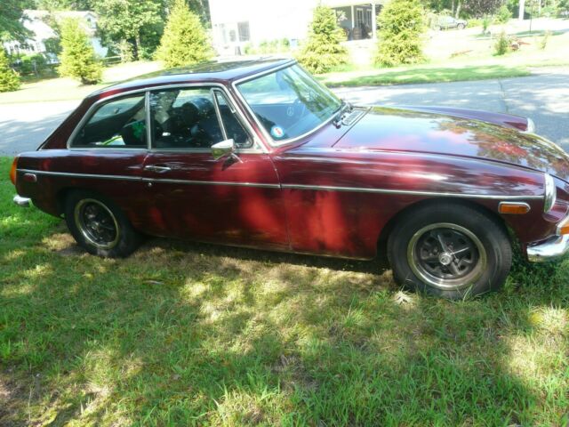 1973 mg bgt 4 speed w/overdrive, oil cooler, new weber carburetor & sunroof