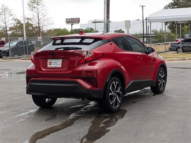 2022 toyota c-hr xle