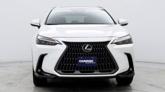 2022 Lexus se