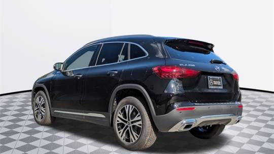 2025 Mercedes-Benz GLA